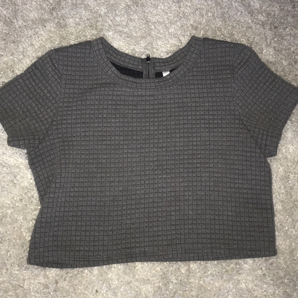 💫 Grey Quilted Crop